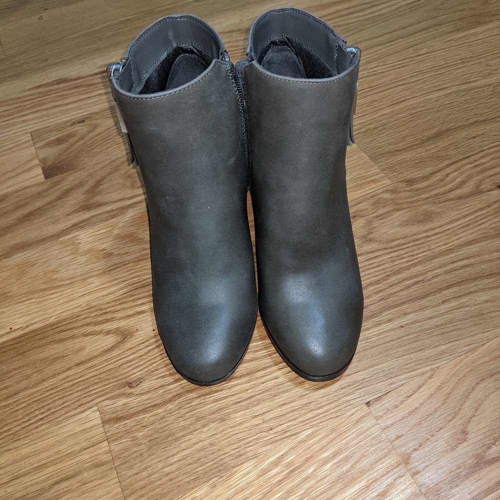 SOLD - Booties - Picture 2 of 3